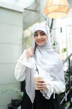 روسری نخ کریستال طوسی روشن