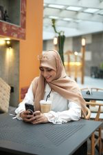 روسری نخ کریستال طلایی