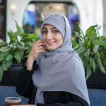 روسری نخ پلیسه طوسی ستاره