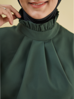 شومیز کرپ ژاکلین زمردی پریماه - Image 2