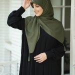روسری کریشه نخ زیتونی