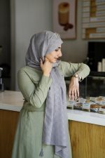 شال کریشه وارداتی طوسی روشن لارا